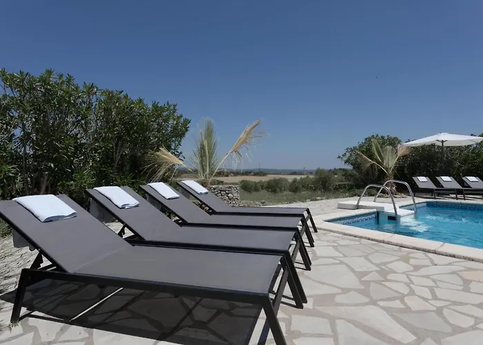 Domaine Oliveraie 10 Aigne (Herault)